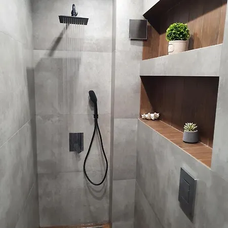 Kamelia Guest Kazanlŭk