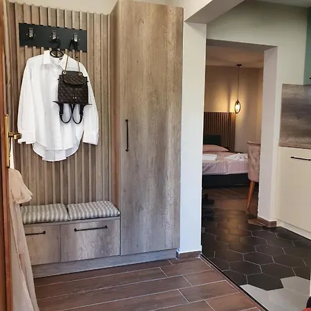 Kamelia Guest Kazanlŭk