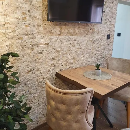 Kamelia Guest Hotel
