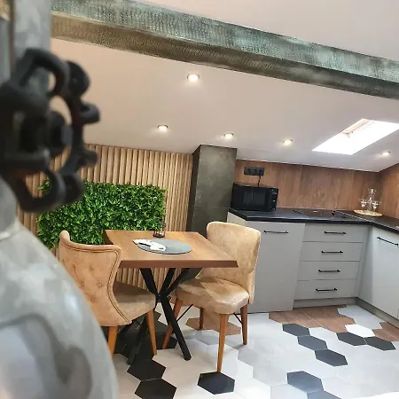 فندق Kamelia Guest Kazanlŭk