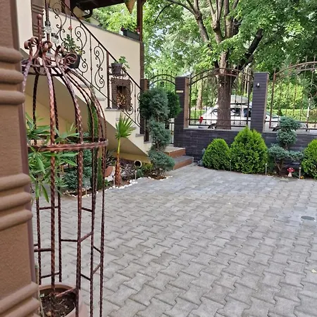 فندق Kamelia Guest