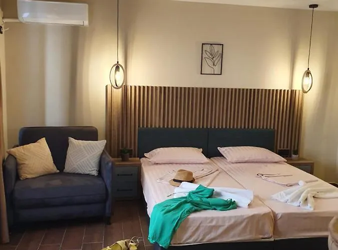 Kamelia Guest ホテル