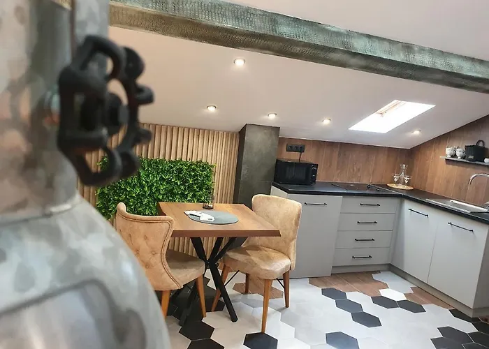 ホテル Kamelia Guest カザンラク