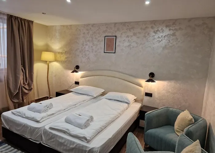 Kamelia Guest ホテル カザンラク