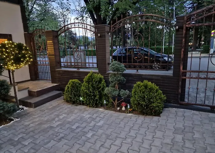 Kamelia Guest * カザンラク